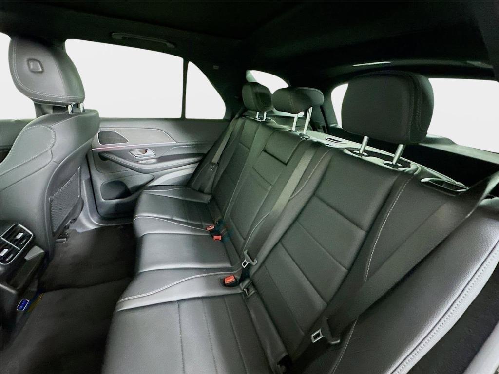 2026 Mercedes-BENZ GLE — миниатюра 31