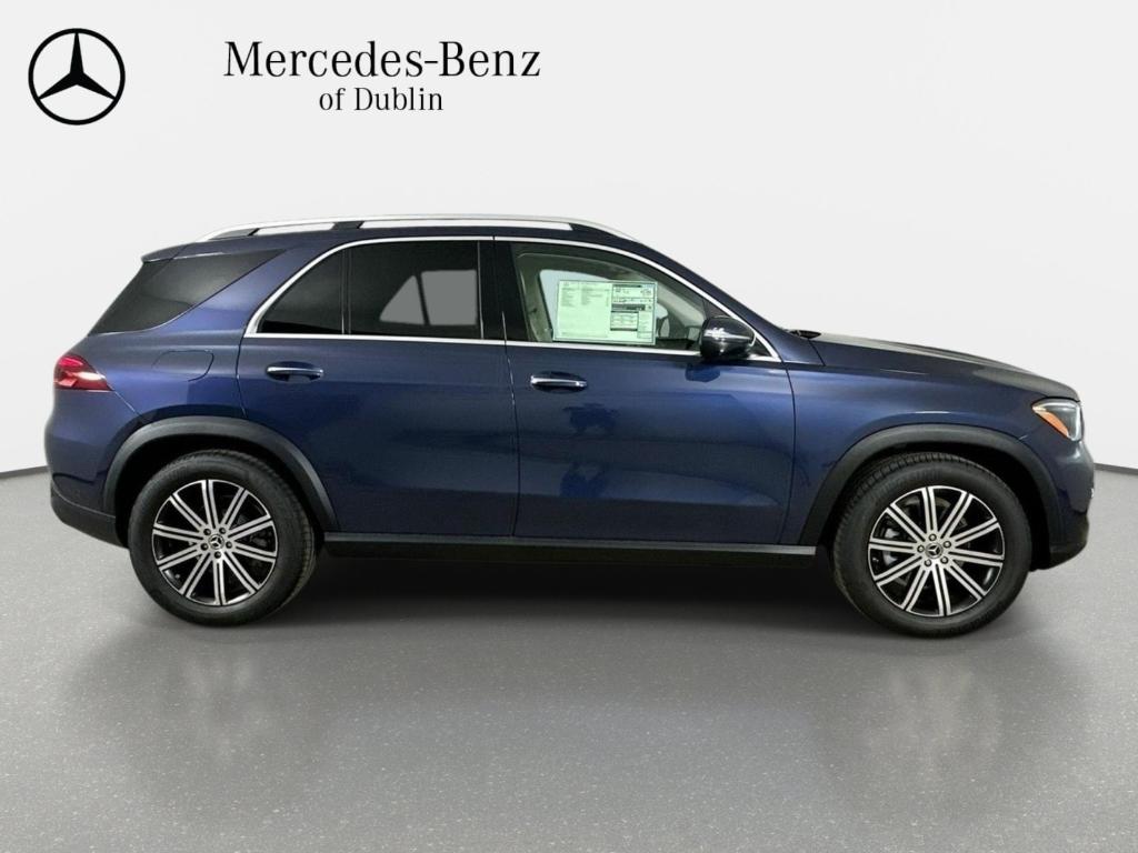 2026 Mercedes-BENZ GLE — миниатюра 4