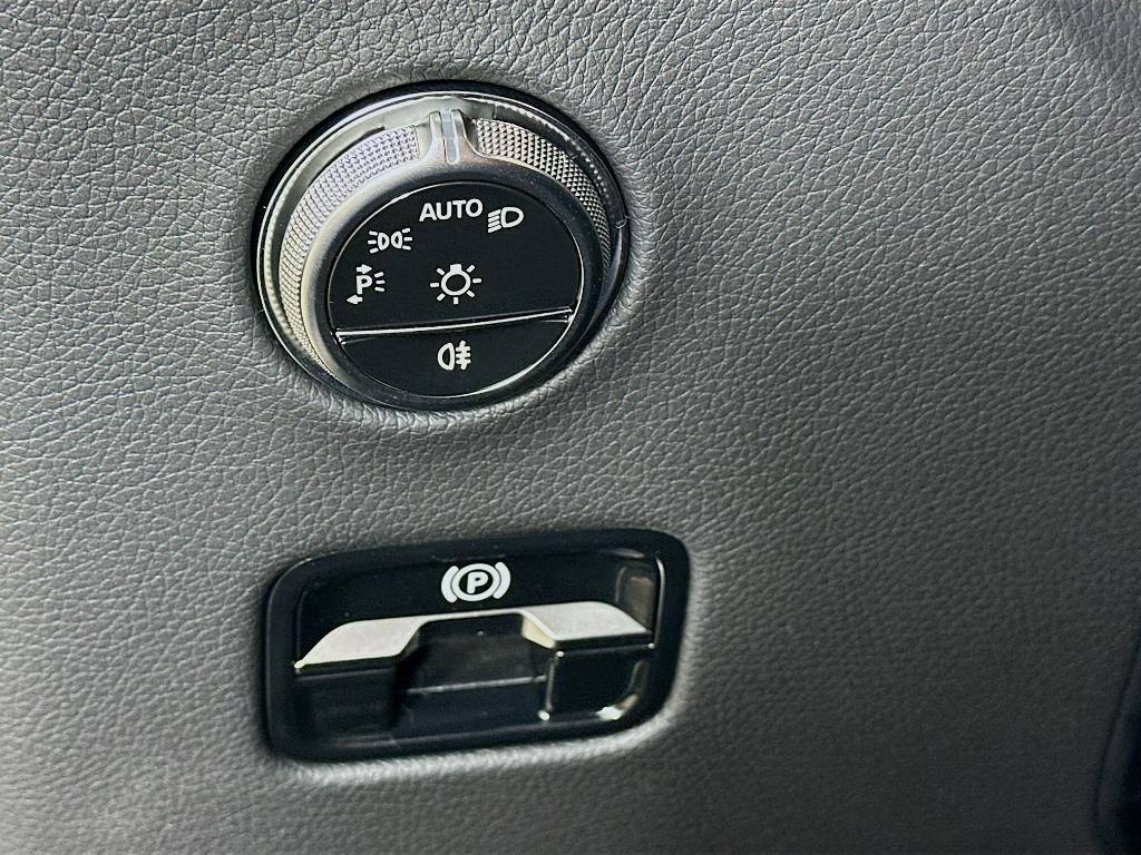 MERCEDES-BENZ GLC-CLASS - 10