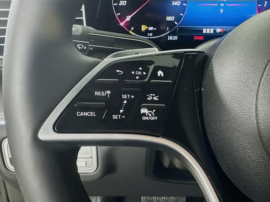 2026 Mercedes-BENZ GLE — миниатюра 12