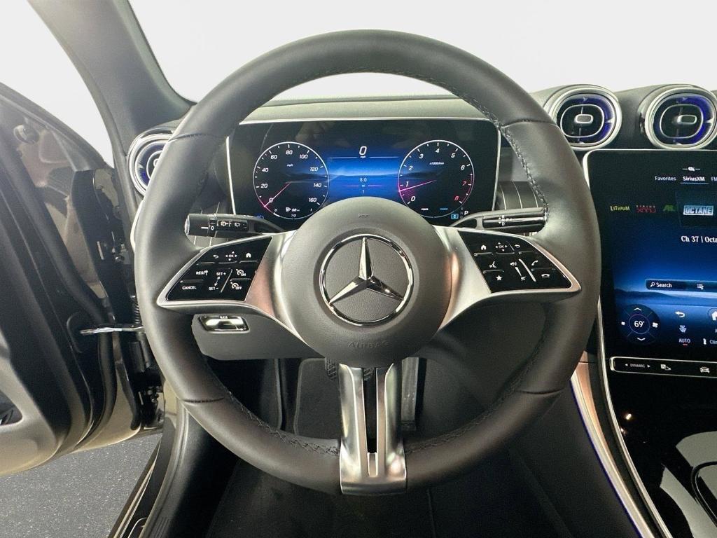 2026 Mercedes-BENZ GLC — миниатюра 13