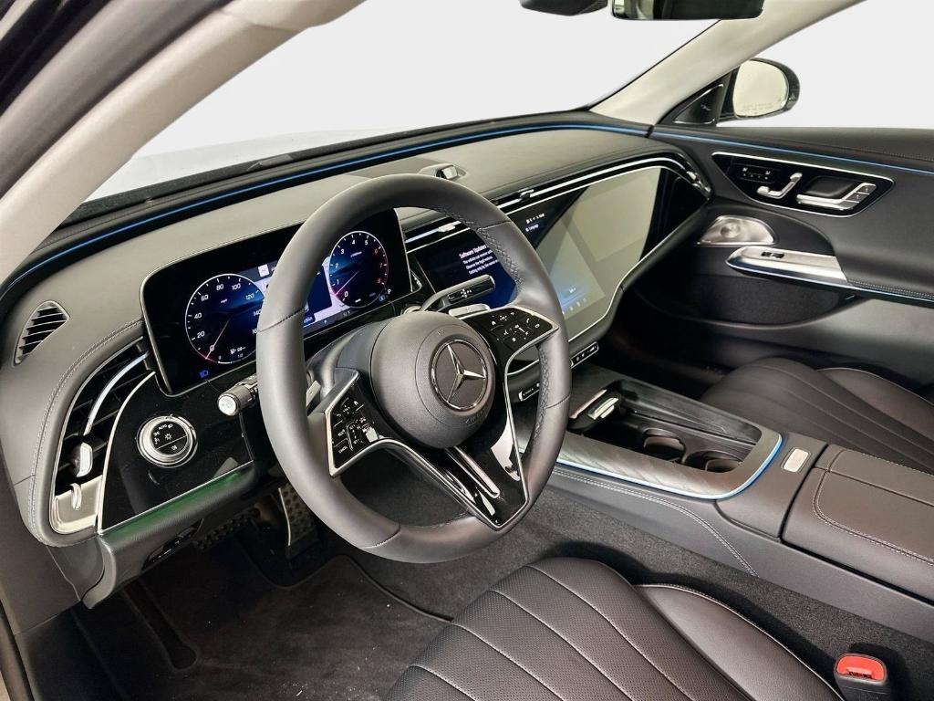 صورة 8 لـ 2026 Mercedes-BENZ E-CLASS