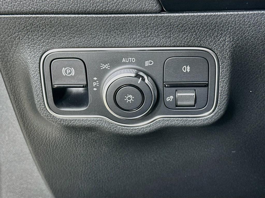 صورة 10 لـ 2026 Mercedes-BENZ GLA
