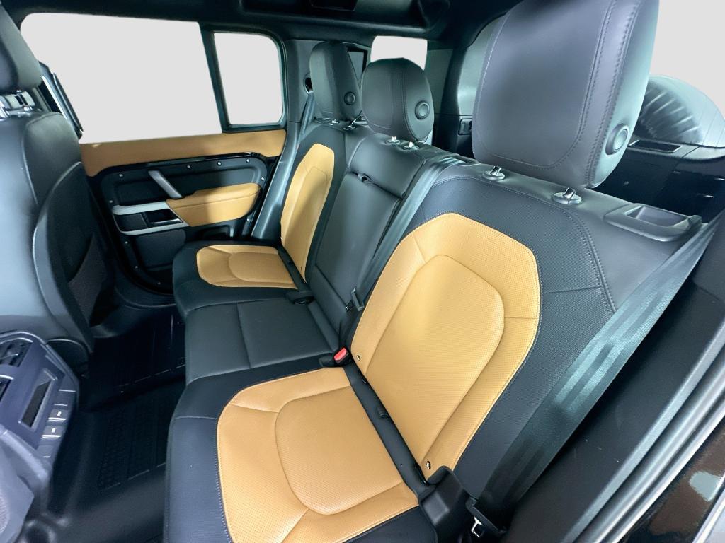2023 LAND Rover DEFENDER 110 X-DYNAMIC SE thumbnail 28