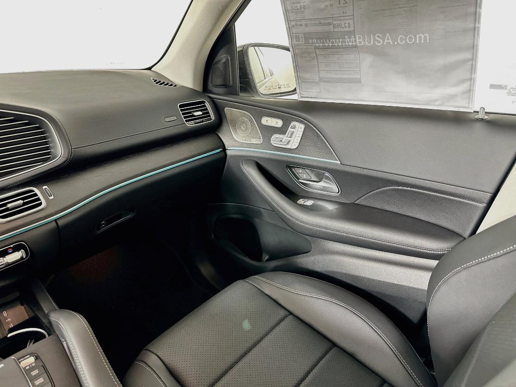 2026 Mercedes-BENZ GLS 缩略图 31