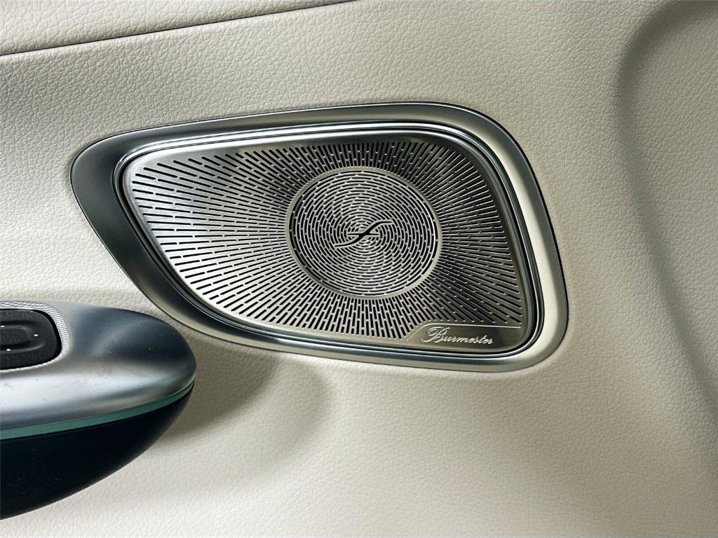 2026 Mercedes-BENZ GLC — миниатюра 22