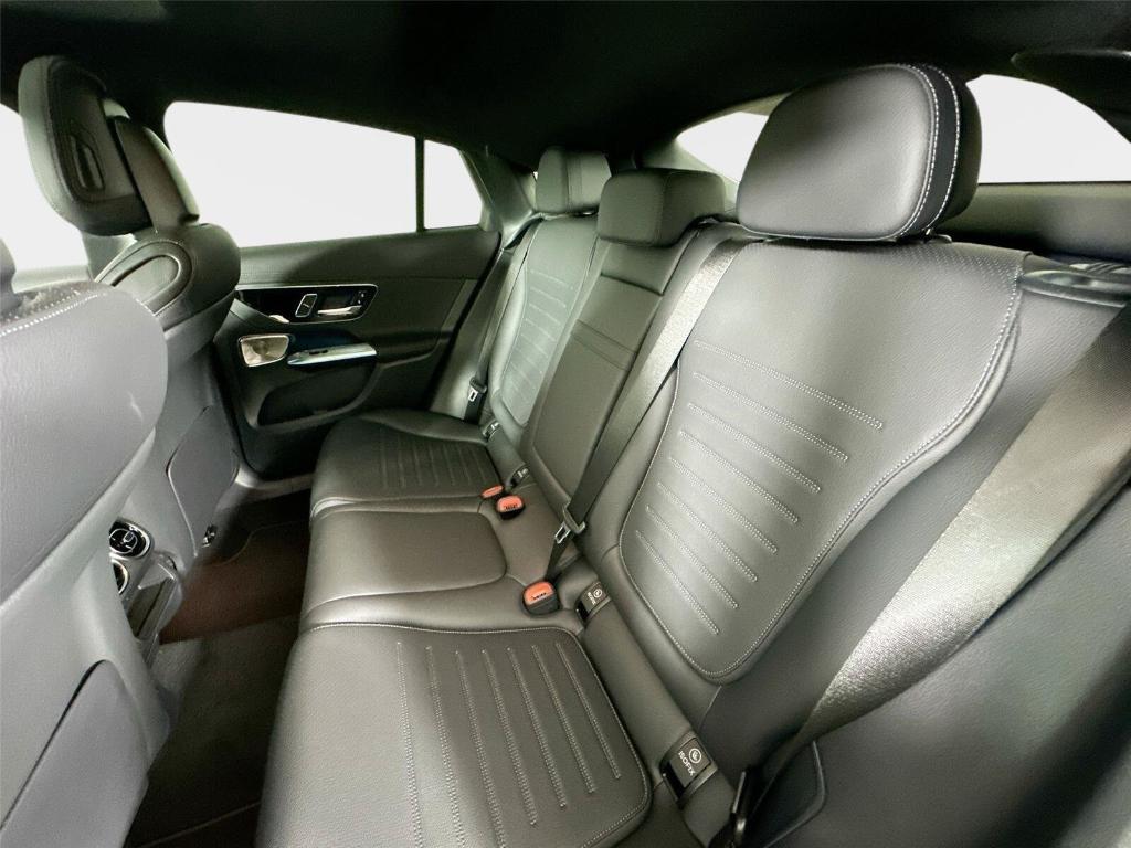 2026 Mercedes-BENZ GLC 缩略图 32