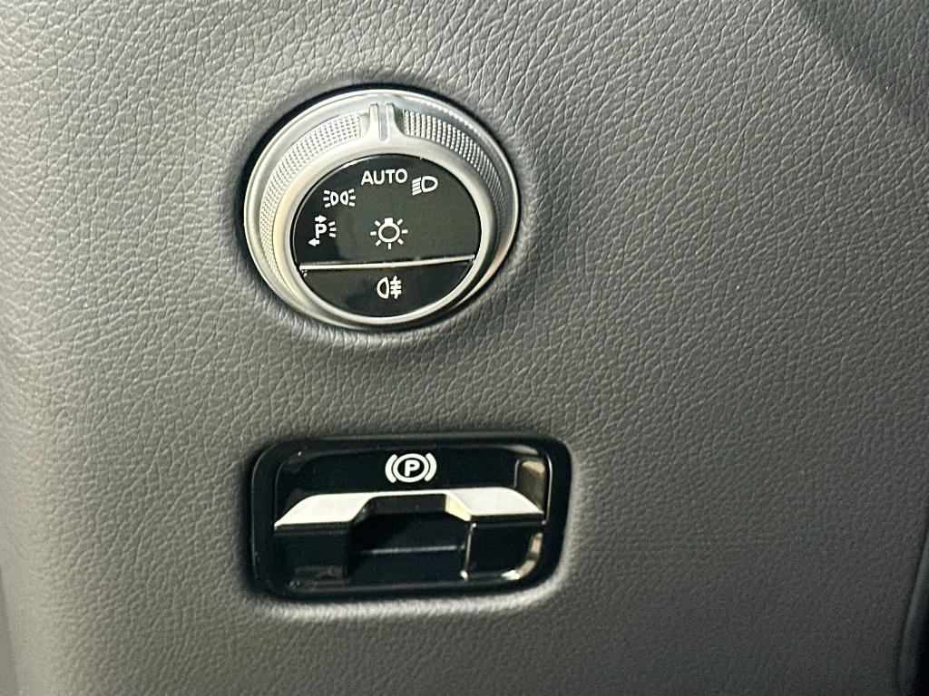 صورة 10 لـ 2026 Mercedes-BENZ GLC