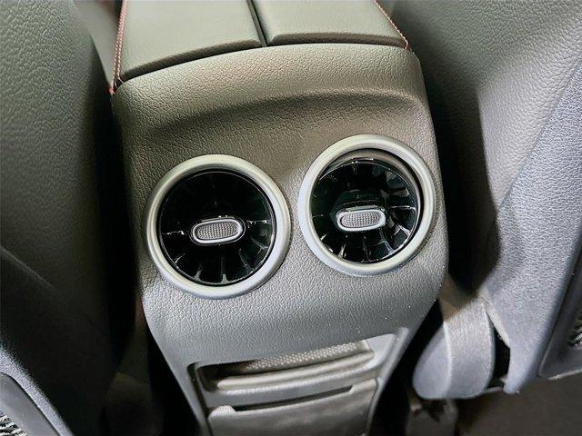 2026 Mercedes-BENZ GLB 缩略图 40