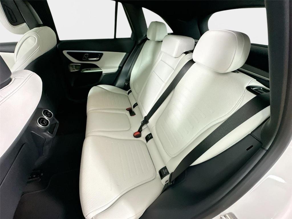 صورة مصغرة 31 لـ 2026 Mercedes-BENZ GLC