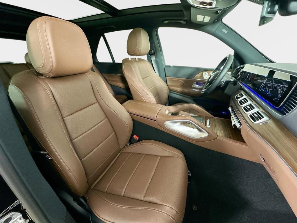 2026 Mercedes-BENZ GLE — миниатюра 30