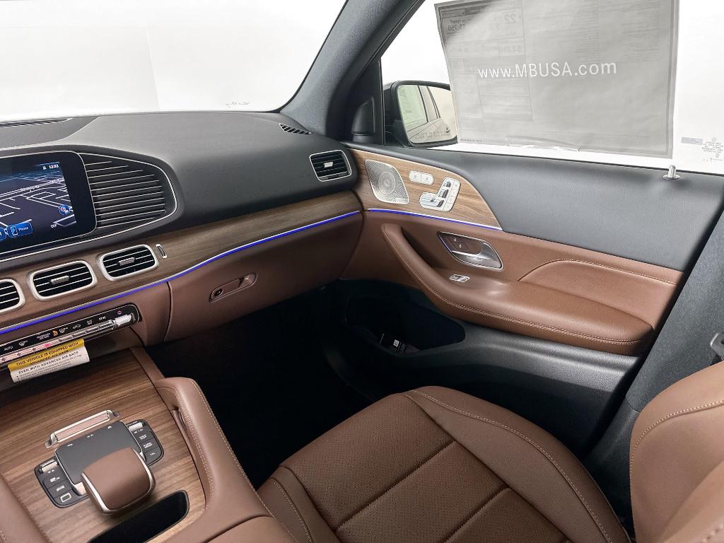 2026 Mercedes-BENZ GLE — миниатюра 26