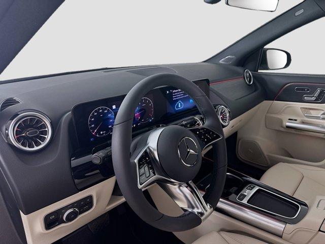 MERCEDES-BENZ GLA - 9