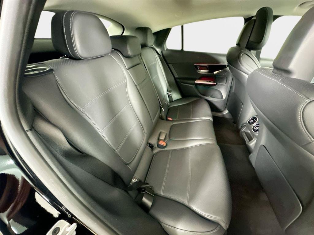 صورة مصغرة 33 لـ 2025 Mercedes-BENZ GLC