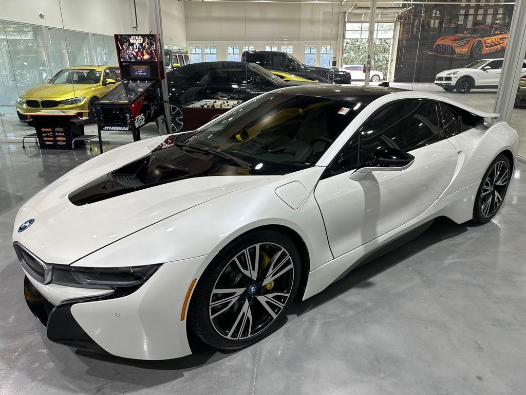 2015 BMW i8