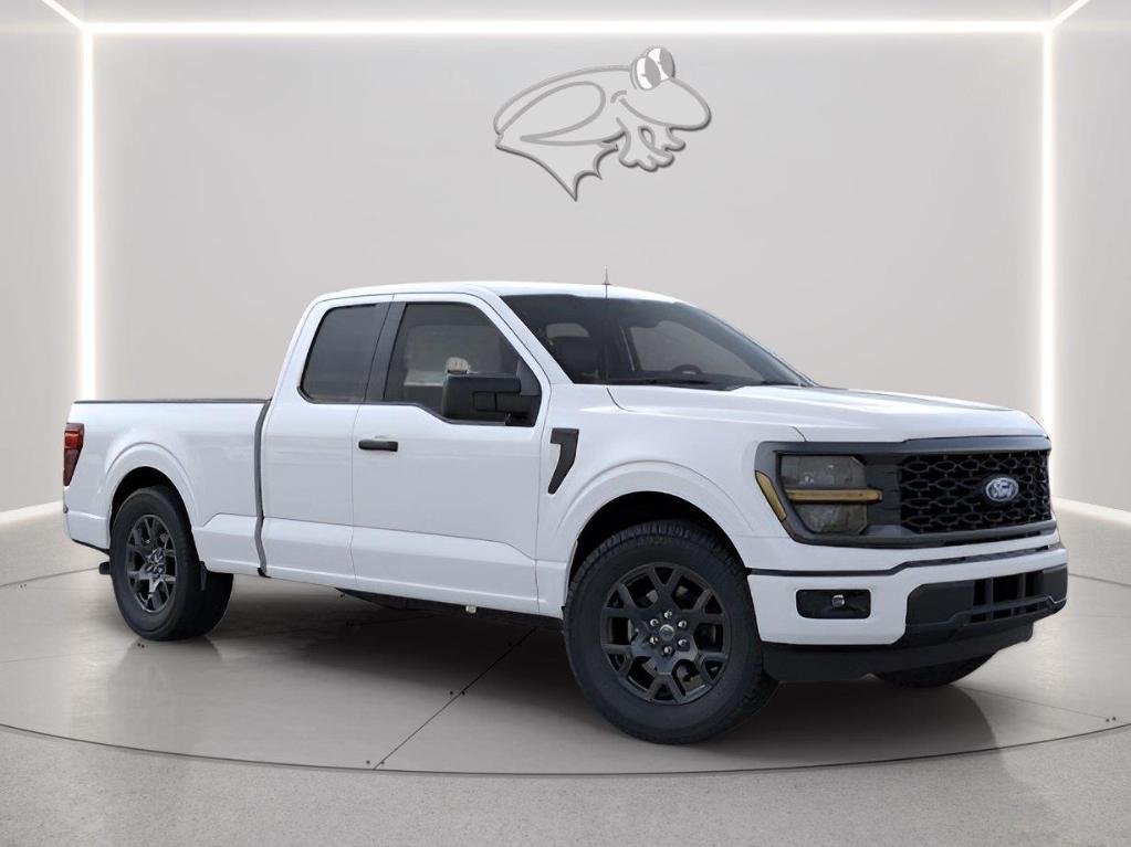 صورة 7 لـ 2026 FORD F-150 STX