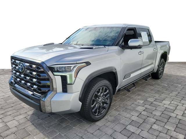 TOYOTA TUNDRA - 3
