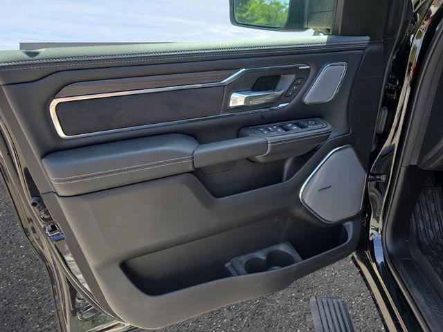 صورة مصغرة 18 لـ 2026 RAM 1500 LARAMIE