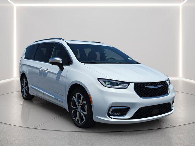 New 2026 Chrysler Pacifica L