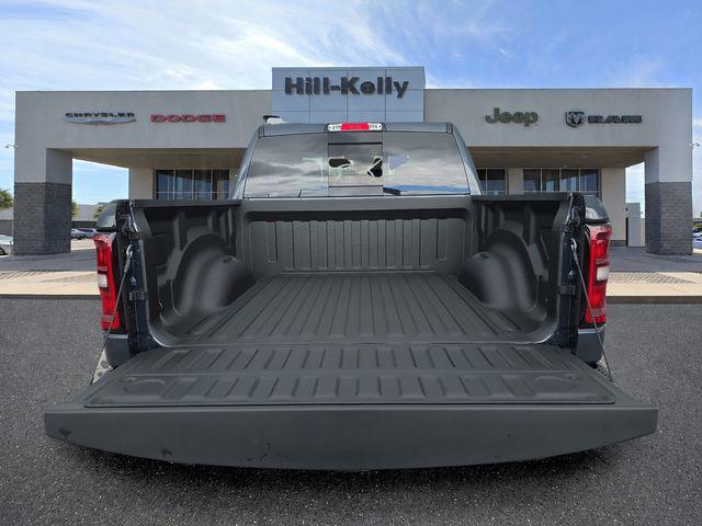 صورة مصغرة 32 لـ 2026 RAM 1500 EXPRESS