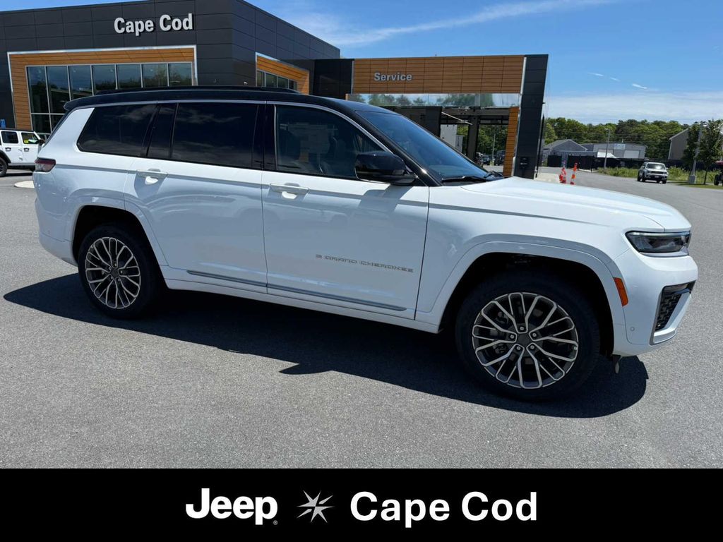 New 2026 Jeep Grand Cherokee L Summit