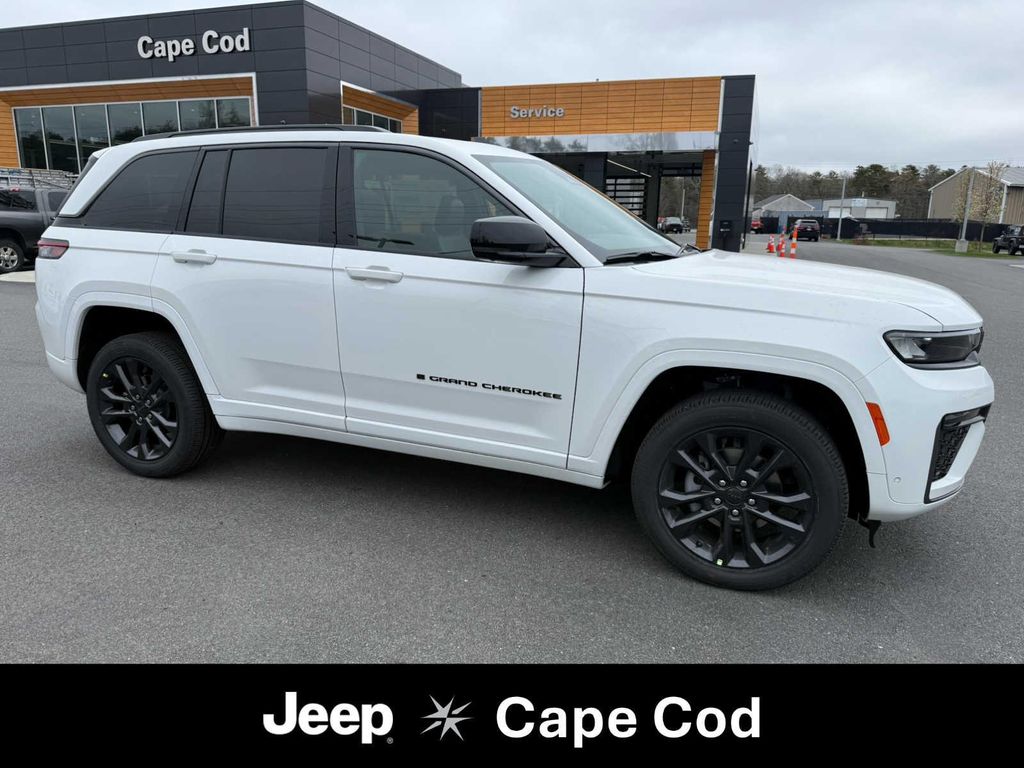 New 2026 Jeep Grand Cherokee Limited