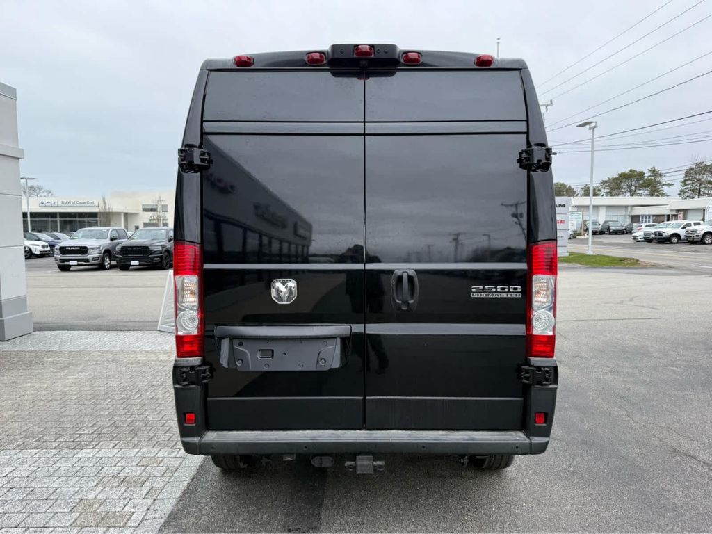 صورة 7 لـ 2026 RAM PROMASTER 2500 TRADESMAN