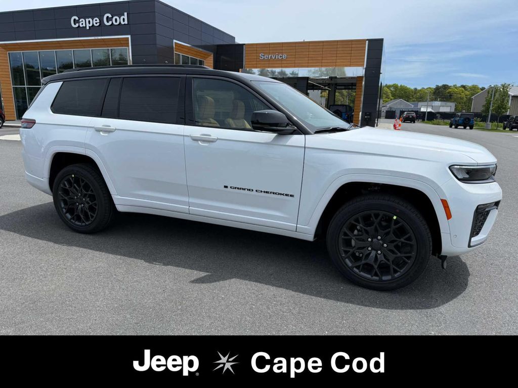 New 2026 Jeep Grand Cherokee L Summit