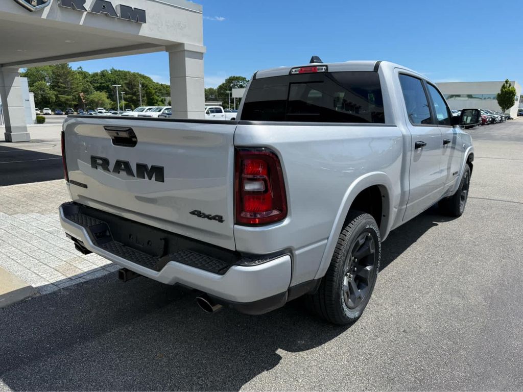 صورة 8 لـ 2026 RAM 1500 BIG HORN/LONE STAR