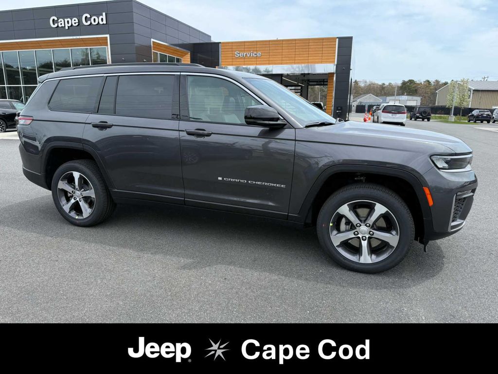 New 2026 Jeep Grand Cherokee L Limited