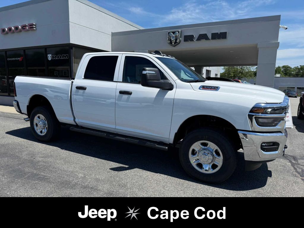 New 2026 RAM 3500 Tradesman 4x4 Crew Cab 64 Box