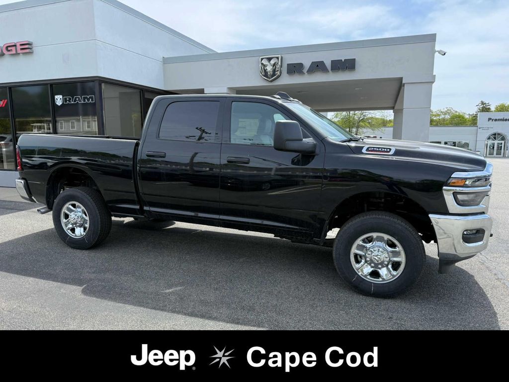 New 2026 RAM 2500 Tradesman 4x4 Crew Cab 64 Box