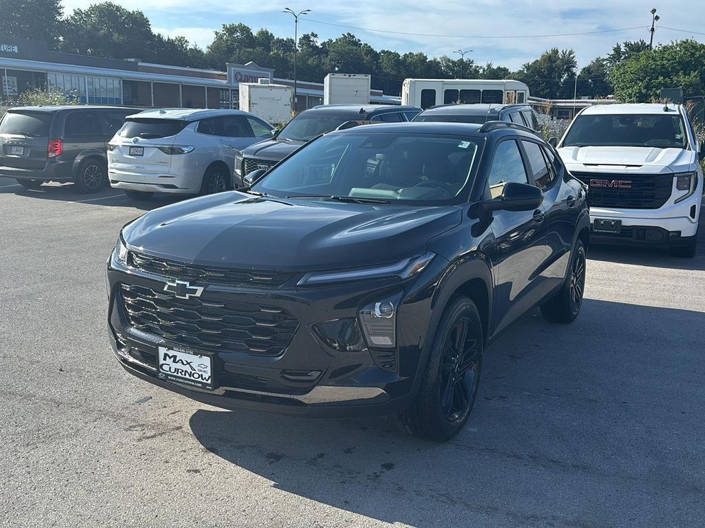 New 2026 Chevrolet Trax FWD ACTIV