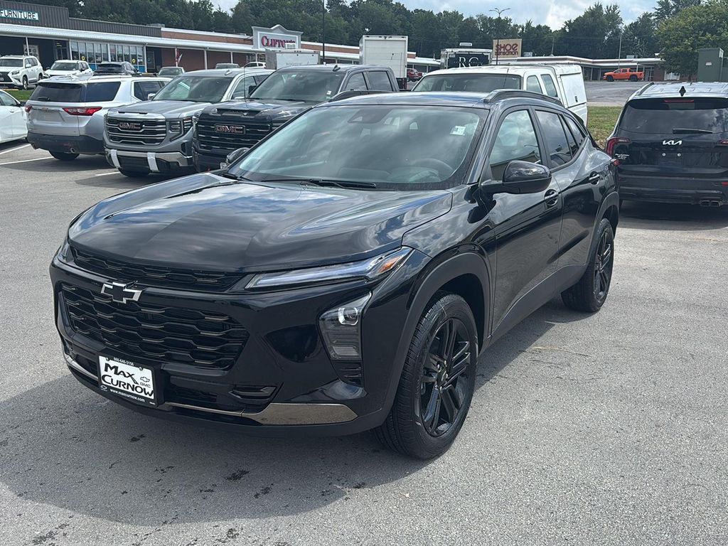 New 2026 Chevrolet Trax FWD ACTIV