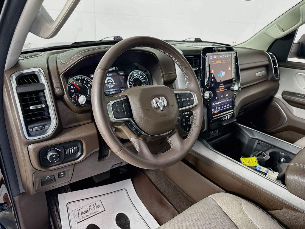 2025 RAM 1500 LARAMIE 照片 9