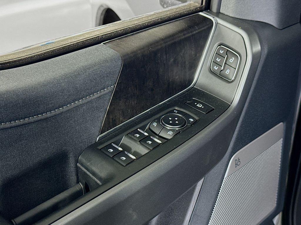 صورة مصغرة 18 لـ 2026 FORD F-250 LARIAT