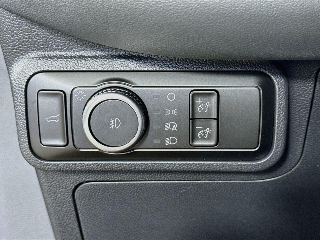 صورة 10 لـ 2026 FORD EXPLORER ACTIVE