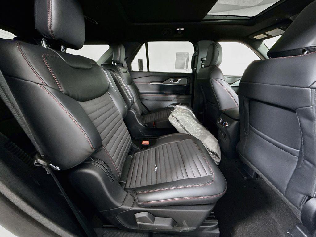 صورة مصغرة 30 لـ 2026 FORD EXPLORER ST-LINE