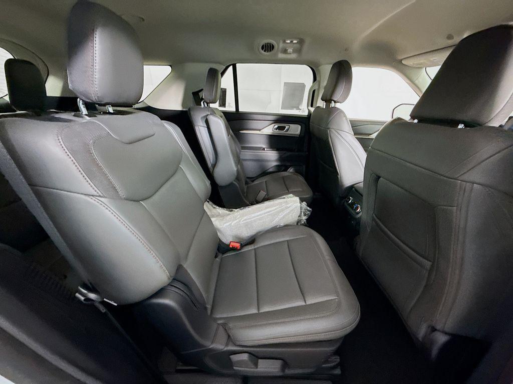 صورة مصغرة 28 لـ 2026 FORD EXPLORER ACTIVE