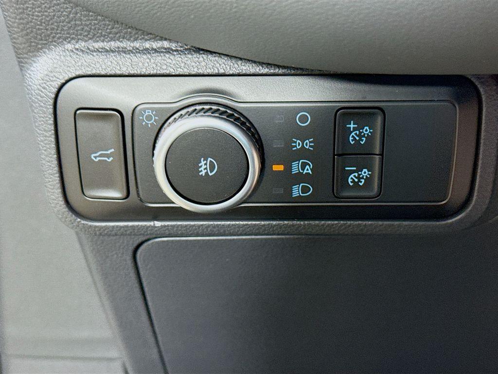 صورة 10 لـ 2026 FORD EXPLORER ACTIVE
