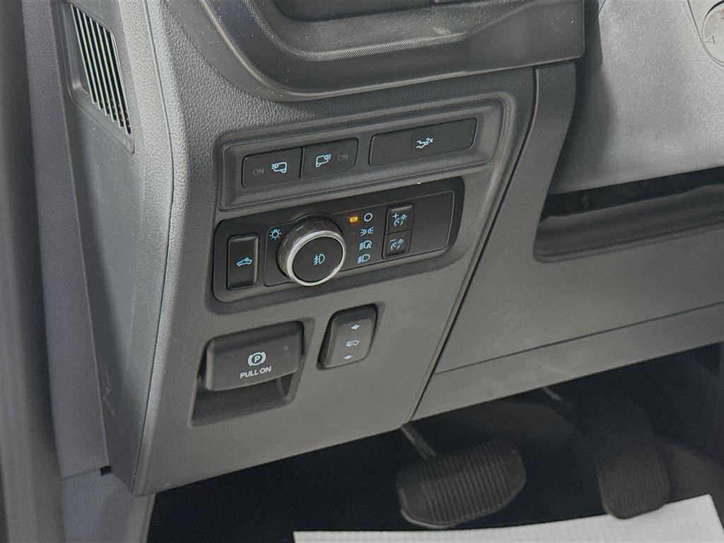 FORD F-150 TREMOR - 10