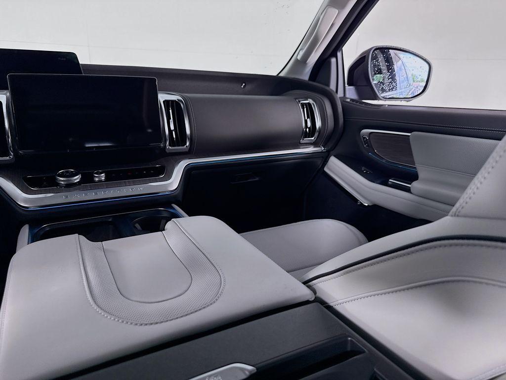 صورة مصغرة 25 لـ 2026 FORD EXPEDITION MAX PLATINUM