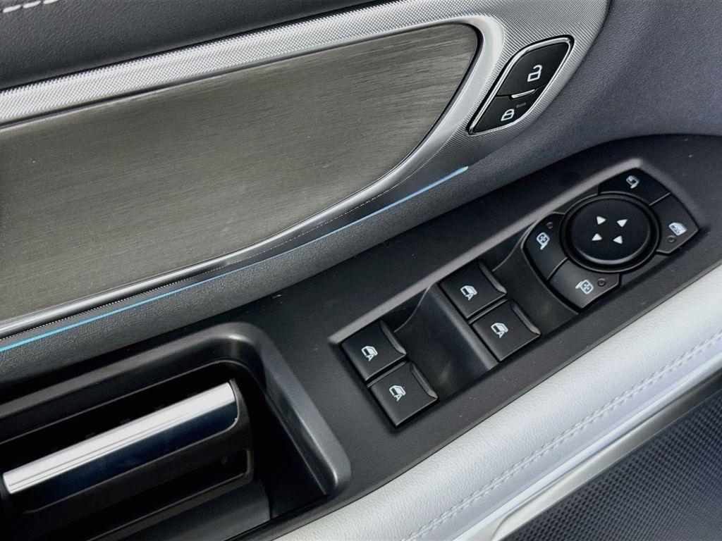 صورة مصغرة 18 لـ 2027 FORD EXPEDITION MAX PLATINUM