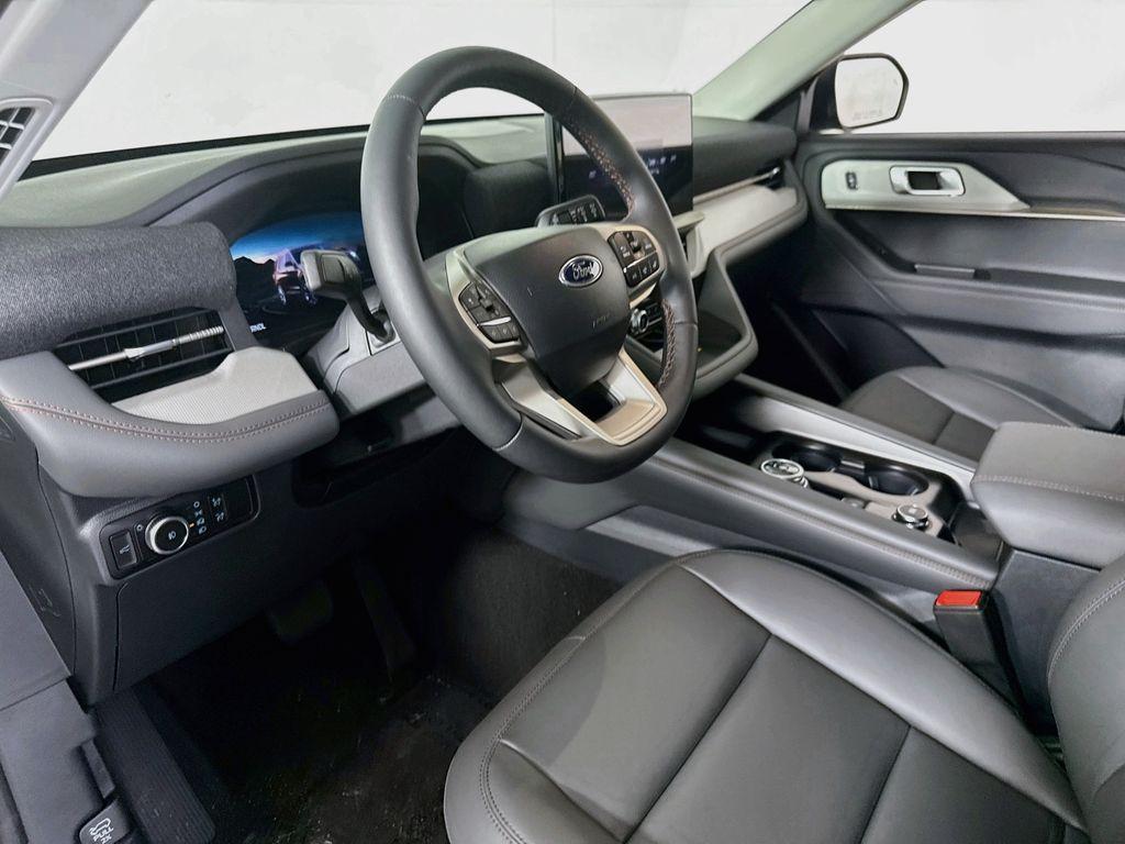 صورة 9 لـ 2026 FORD EXPLORER ACTIVE