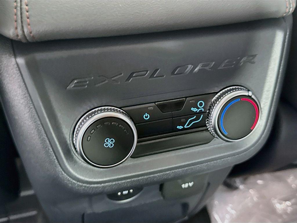 صورة مصغرة 25 لـ 2026 FORD EXPLORER ACTIVE