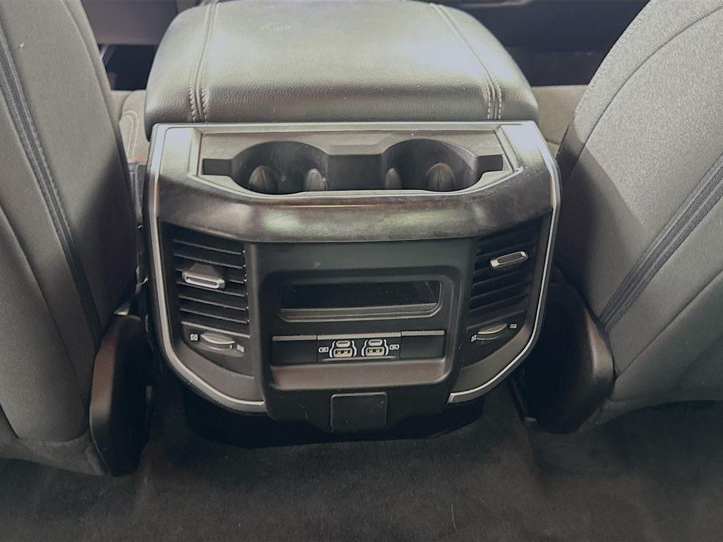 صورة مصغرة 26 لـ 2023 RAM 1500 BIG HORN