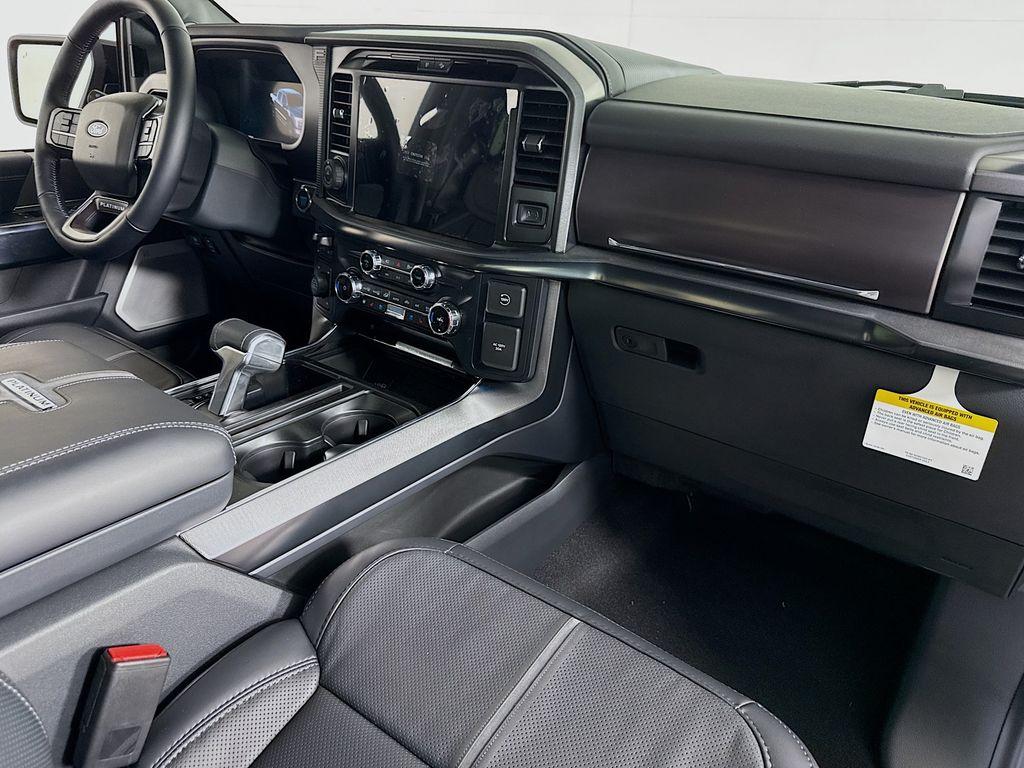 صورة مصغرة 31 لـ 2026 FORD F-150 PLATINUM