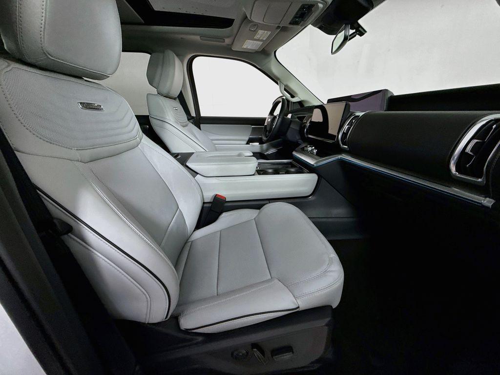 2027 FORD EXPEDITION PLATINUM — миниатюра 31