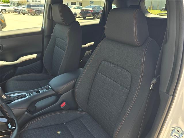 صورة مصغرة 15 لـ 2027 Honda HR-V SPORT