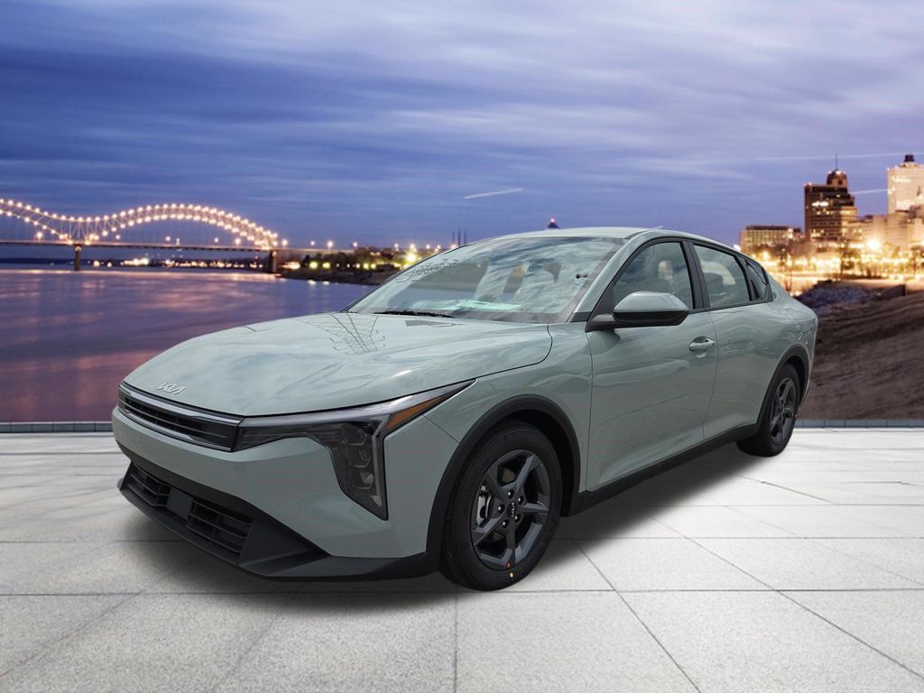 New 2026 Kia K4 LXS
